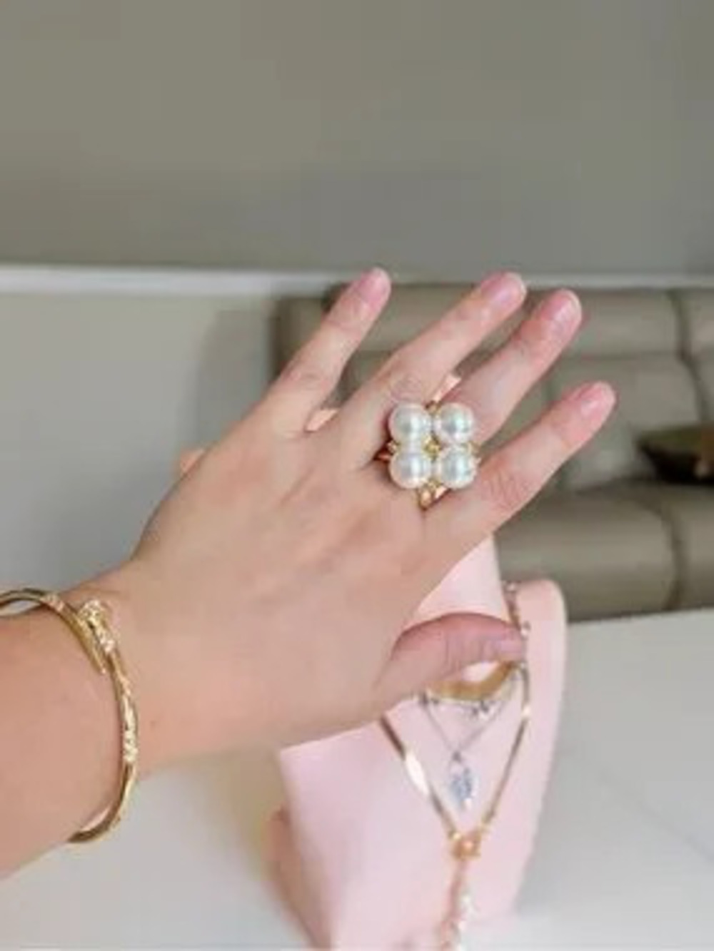 Gold Pearl Cluster Statement Ring - White Pearls